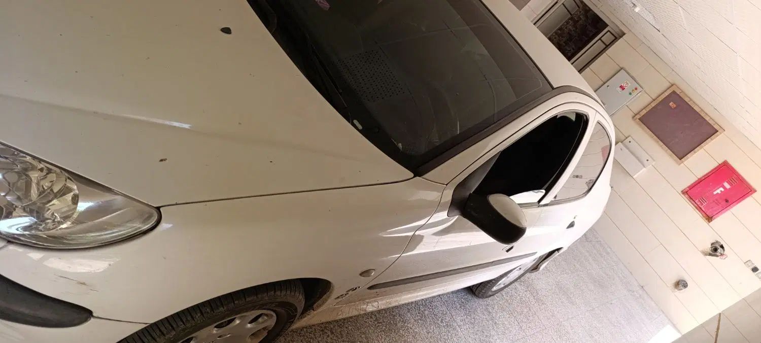 پژو ۲۰۶ صندوق دار v8 - 1396