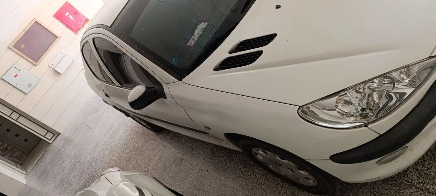 پژو ۲۰۶ صندوق دار v8 - 1396