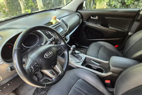 کیا اسپورتیج 4 سیلندر فول 2400cc - 2014