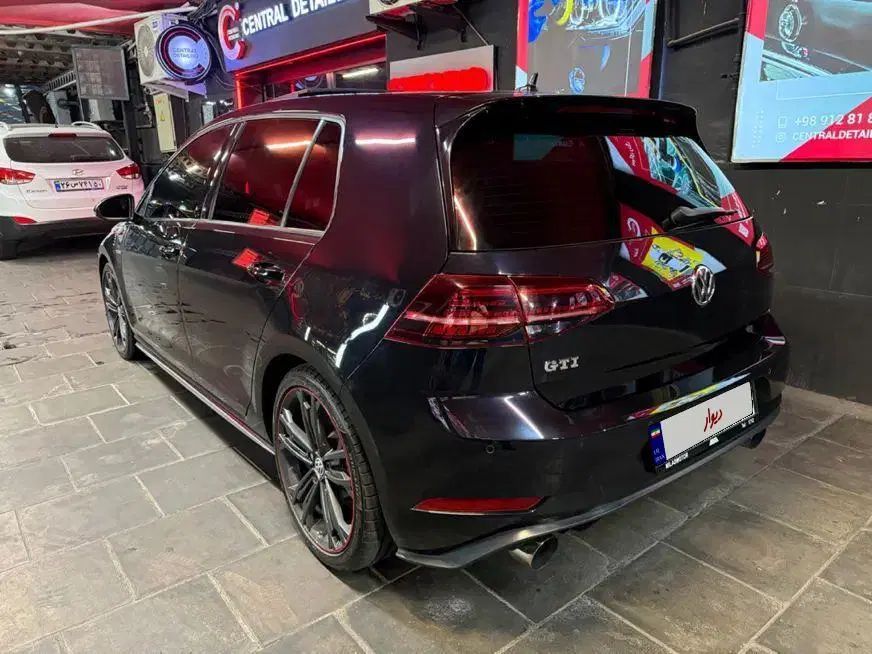 فولکس گلف GTI - 1397