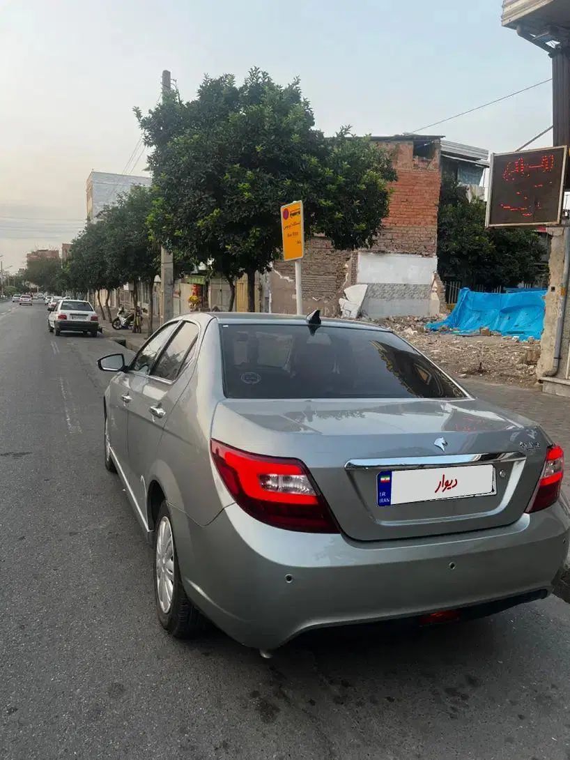 دنا پلاس ۵ دنده EF7 - 1402