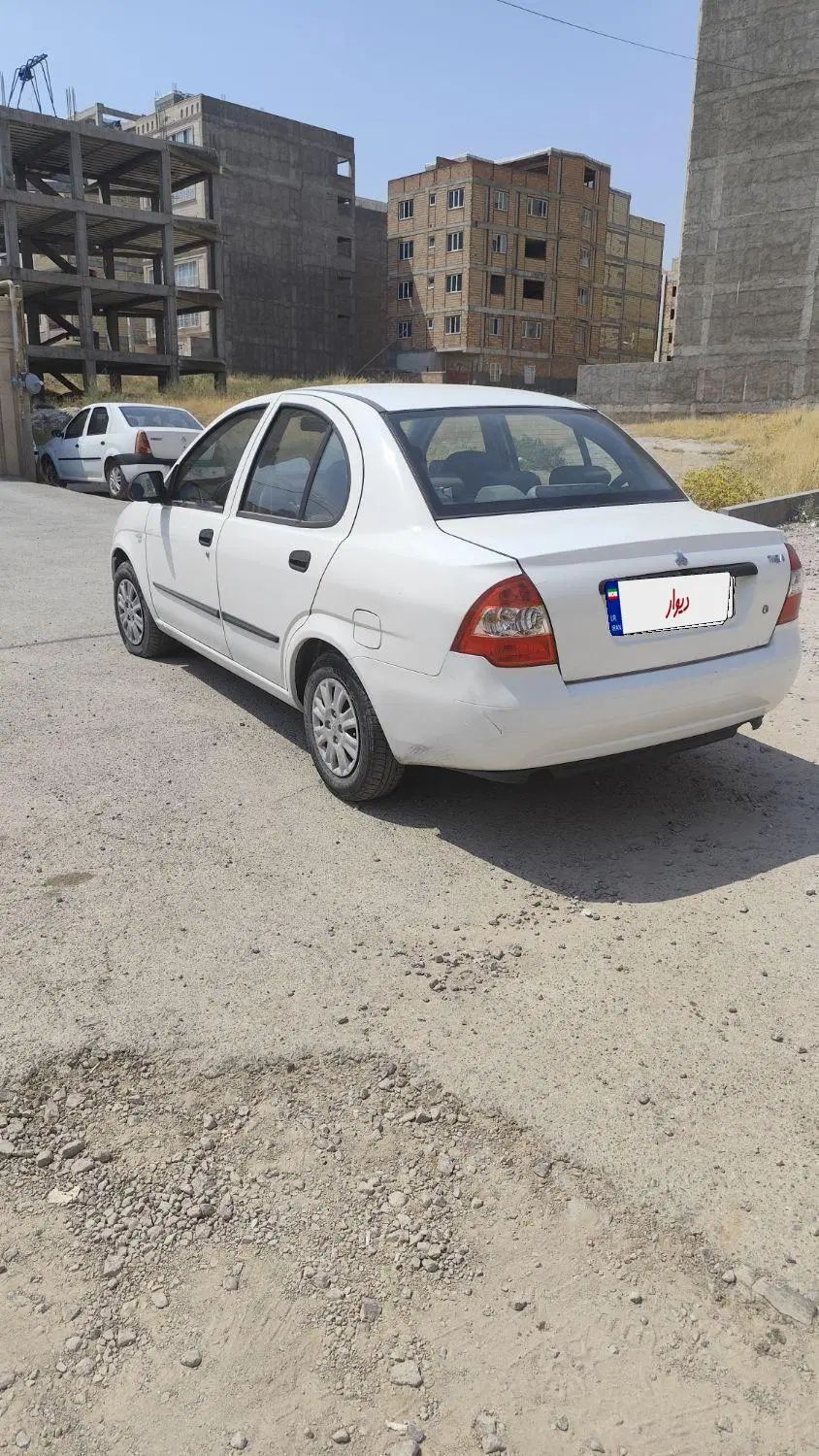 تیبا صندوق دار SX - 1400