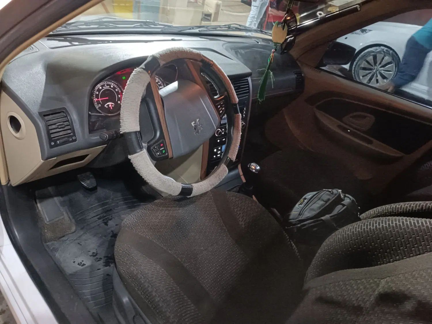 پژو پارس سال - 1402