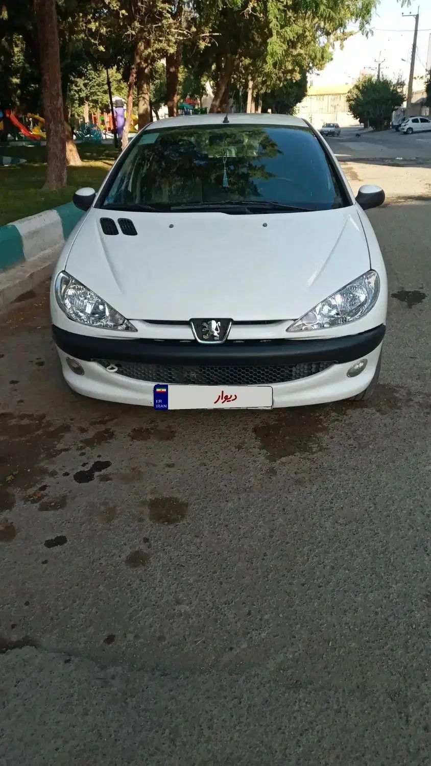 پژو ۲۰۶ صندوق دار v8 - 1397