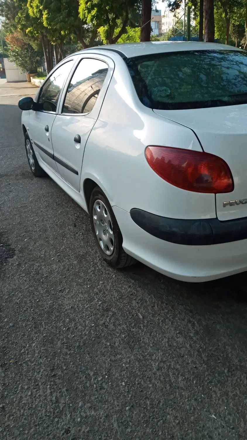 پژو ۲۰۶ صندوق دار v8 - 1397