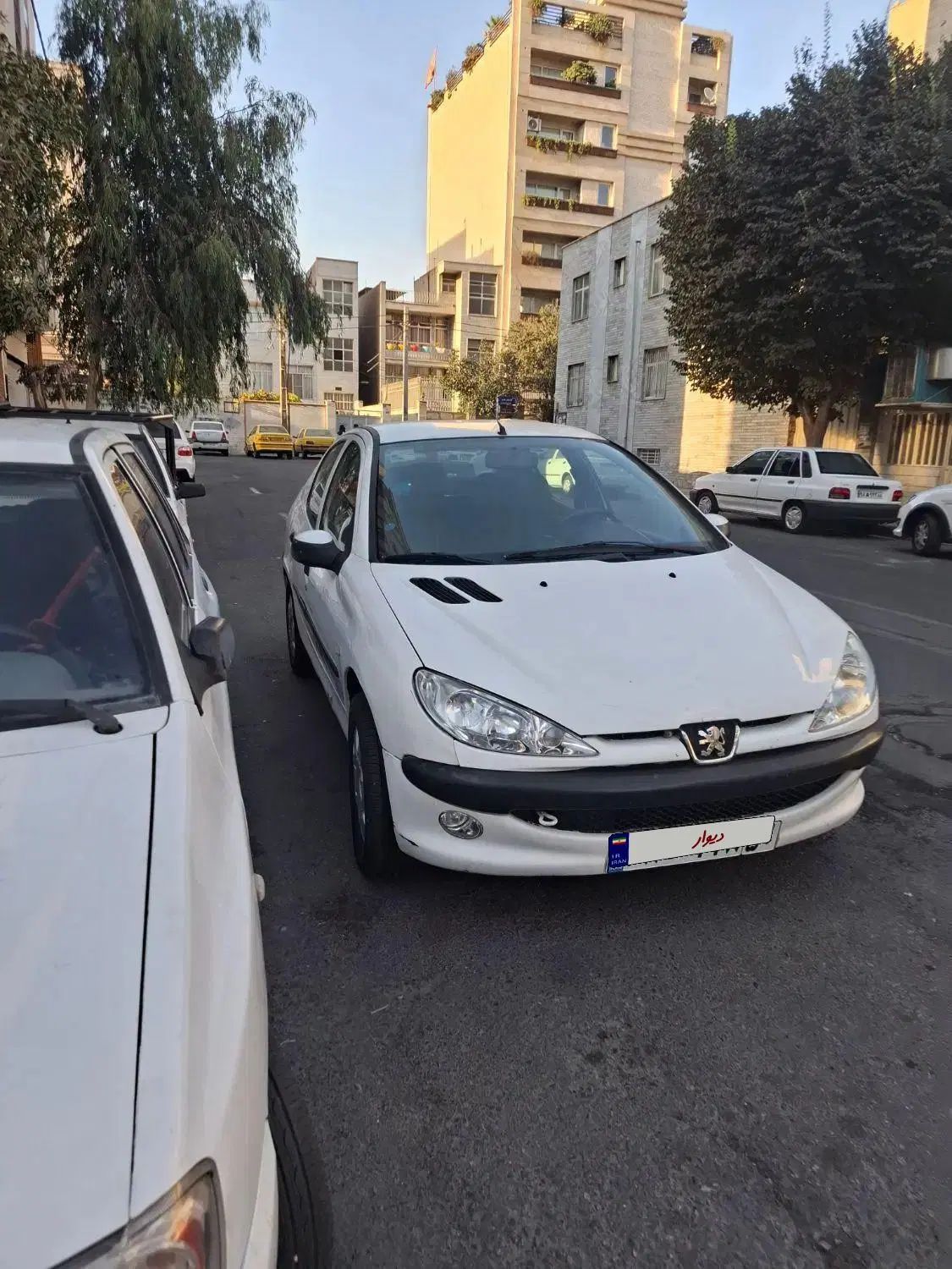 پژو ۲۰۶ صندوق دار v8 - 1392
