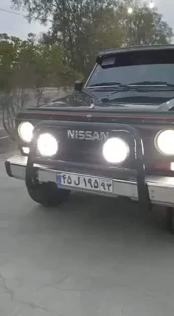 نیسان پاترول دو درب دنده‌ای - 2002