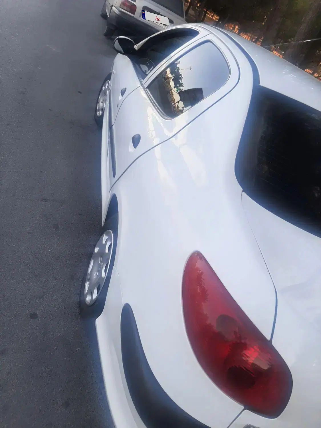 پژو ۲۰۶ صندوق دار v8 - 1394