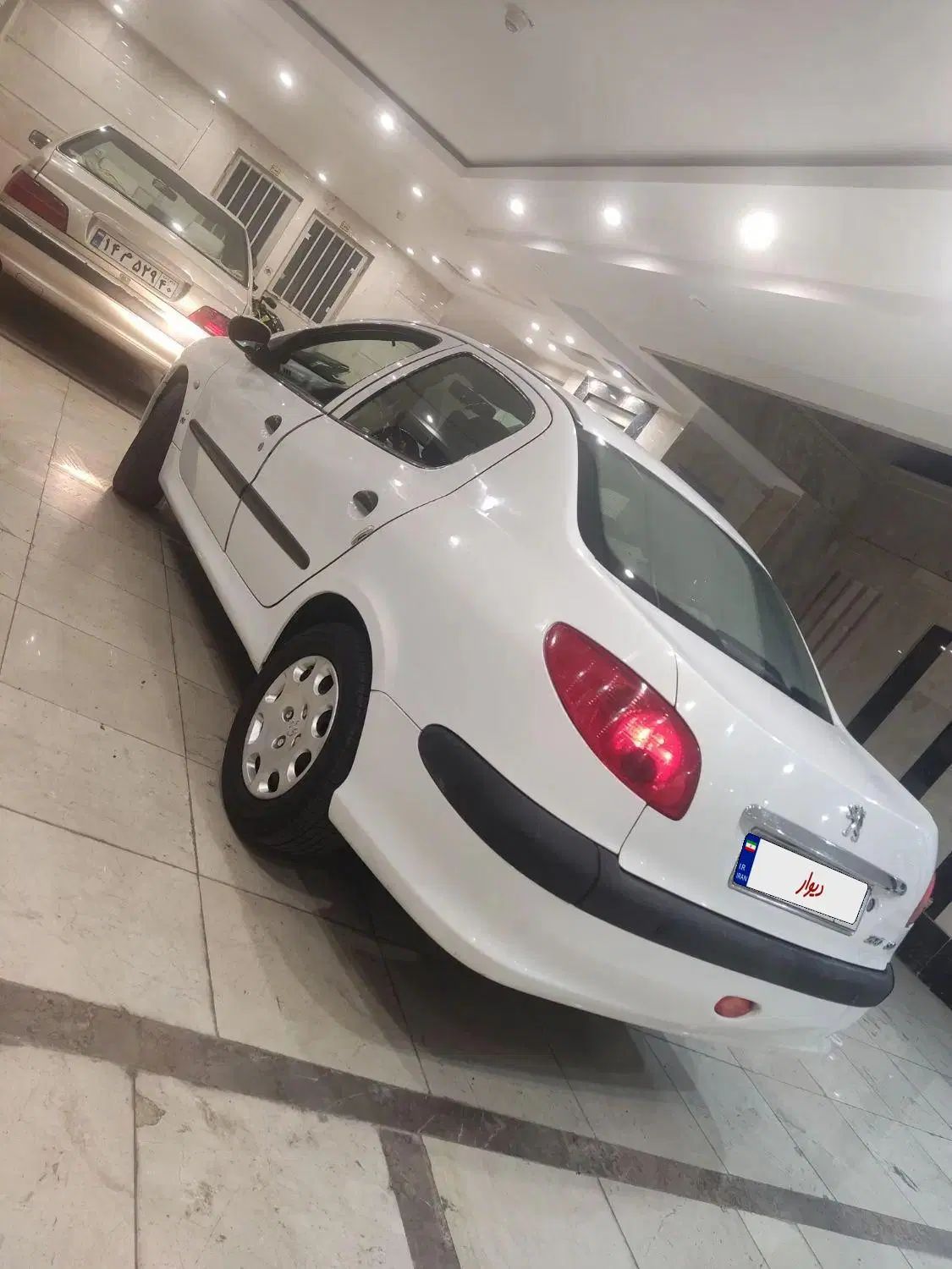 پژو ۲۰۶ صندوق دار v8 - 1394