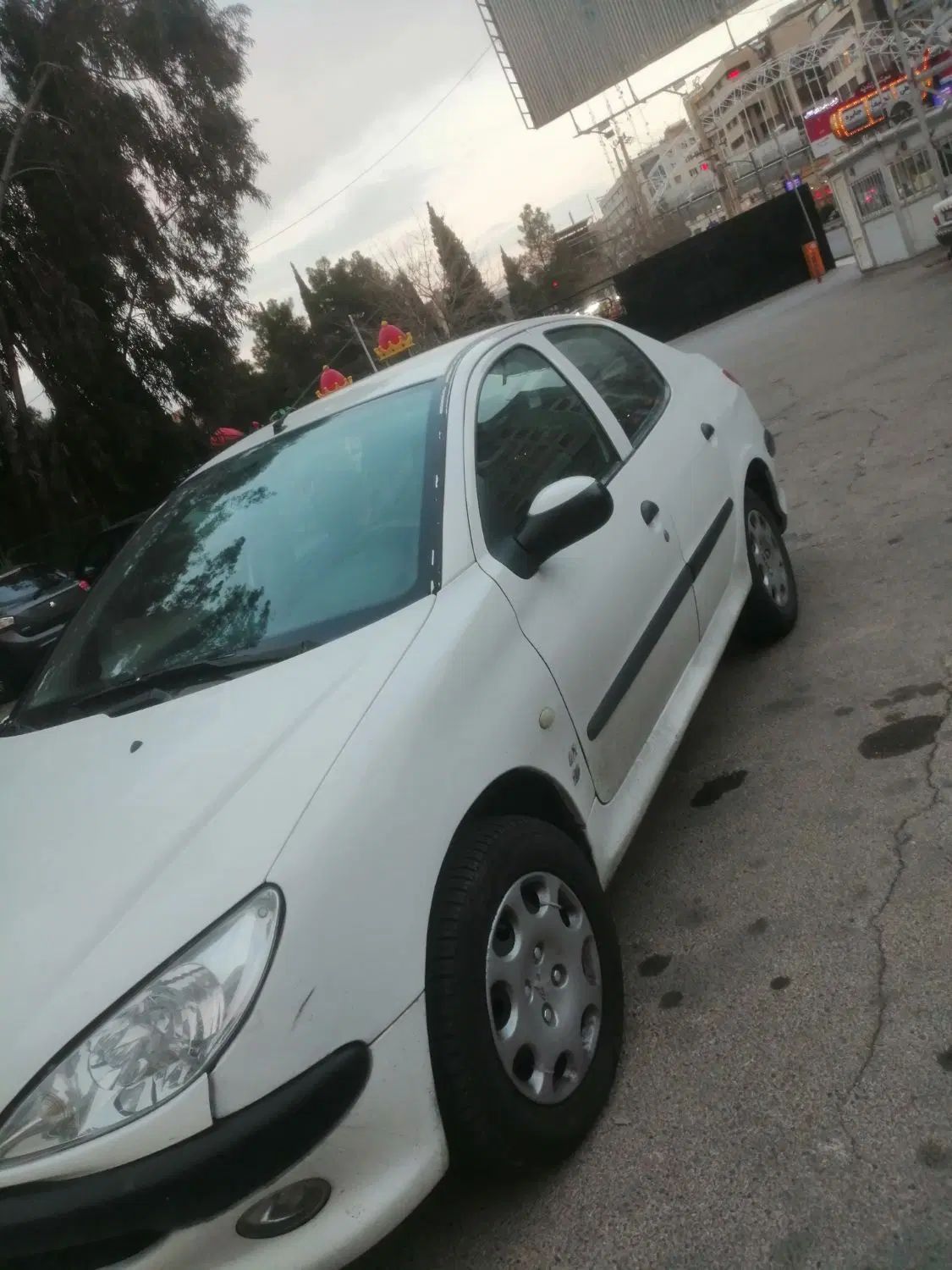 پژو ۲۰۶ صندوق دار v8 - 1393