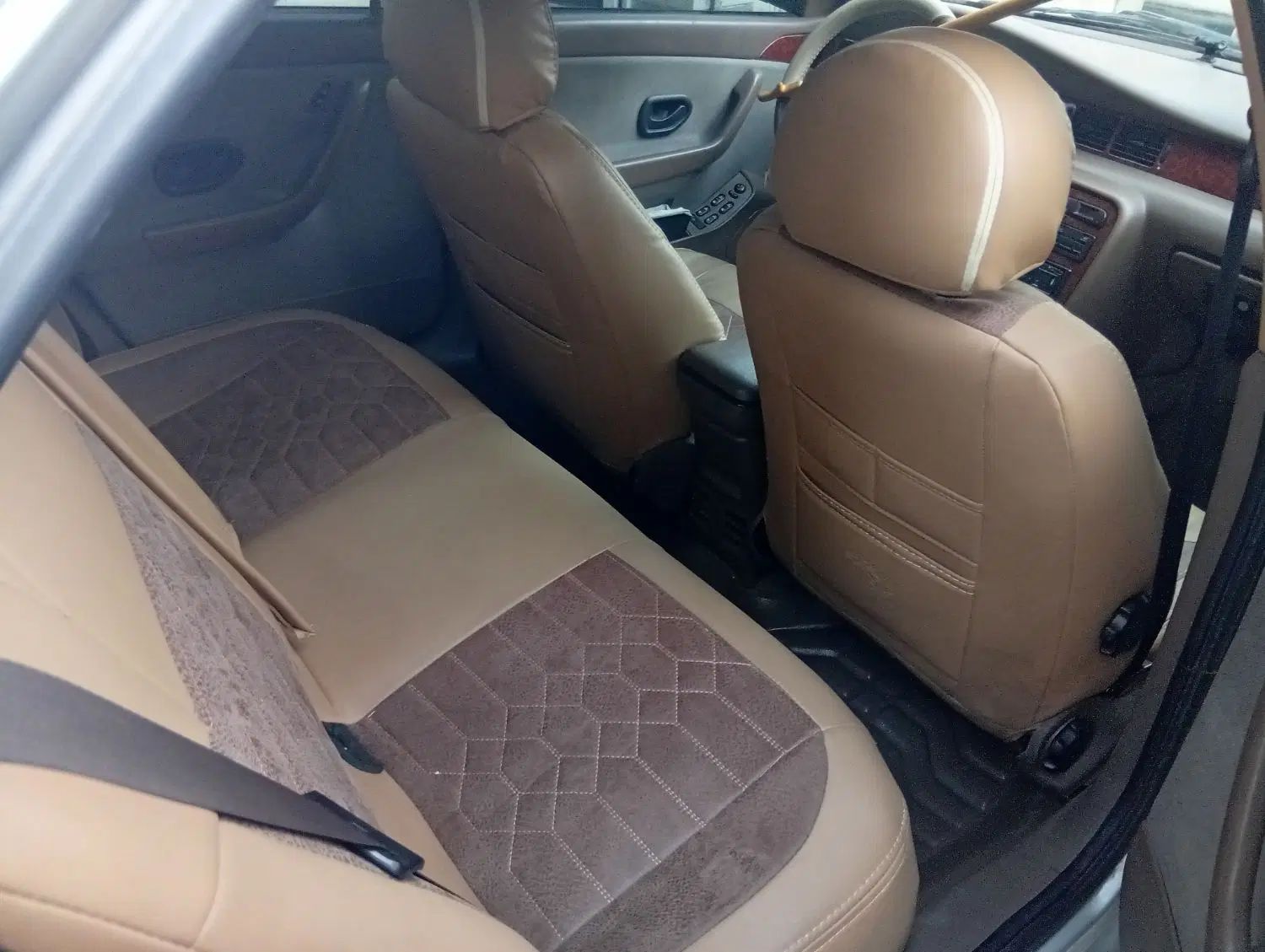 سمند LX XU7 - 1386