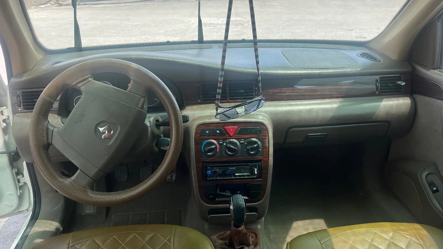 سمند LX XU7 - 1395