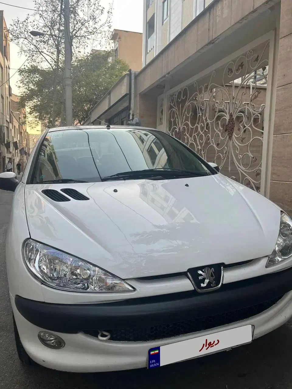 پژو ۲۰۶ صندوق دار v8 - 1398