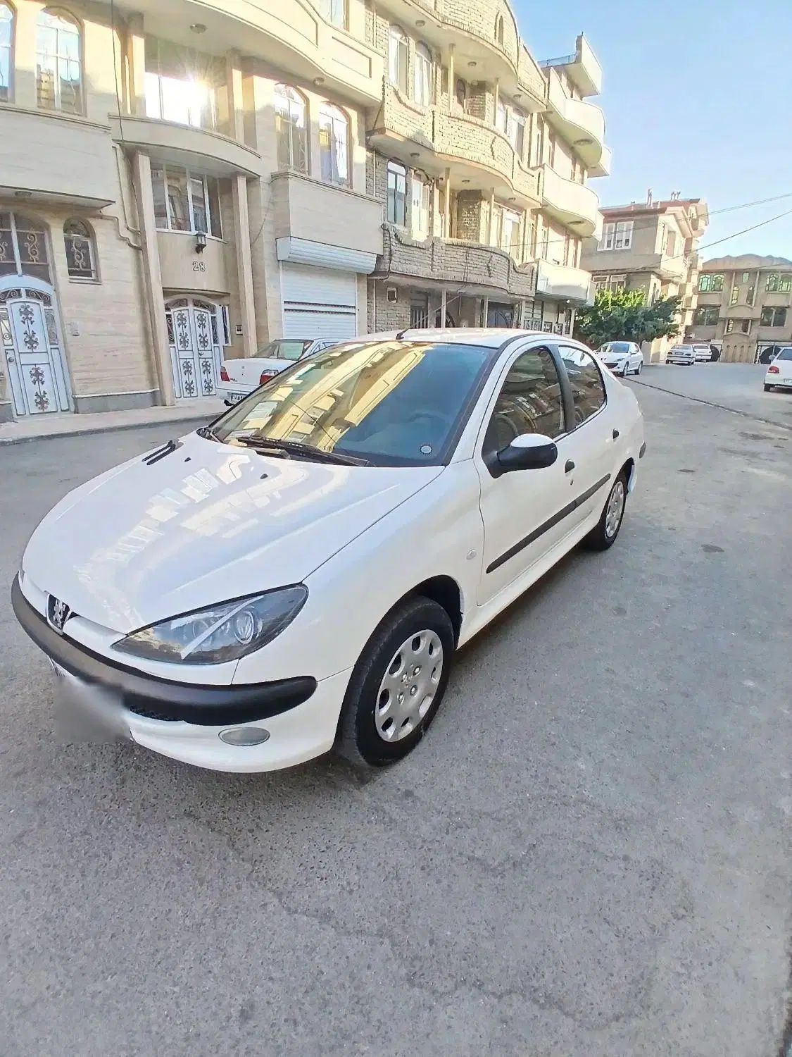 پژو ۲۰۶ صندوق دار v8 - 1390