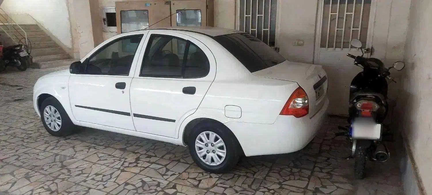 تیبا صندوق دار SX - 1400
