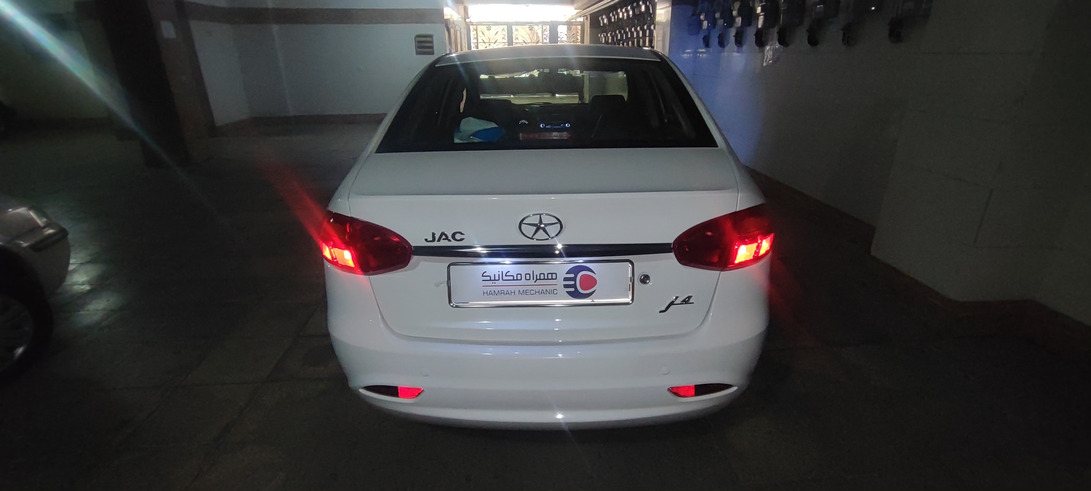 جک J4 اتوماتیک آپشنال - 1402