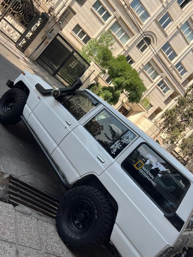 نیسان پاترول چهار درب 6 سیلندر - 1375