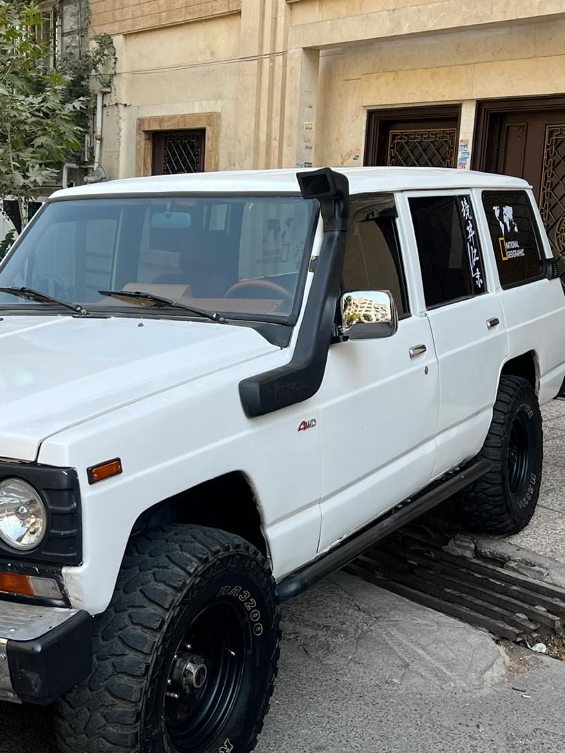 نیسان پاترول چهار درب 6 سیلندر - 1375
