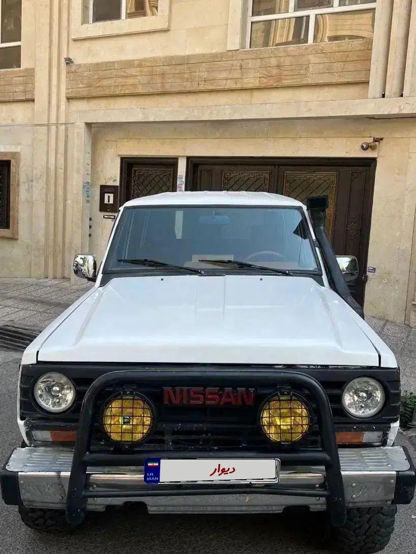 نیسان پاترول چهار درب 6 سیلندر - 1375