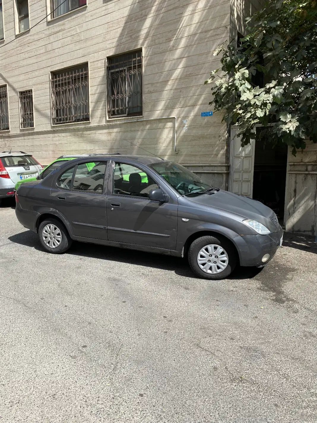 تیبا صندوق دار SX - 1395