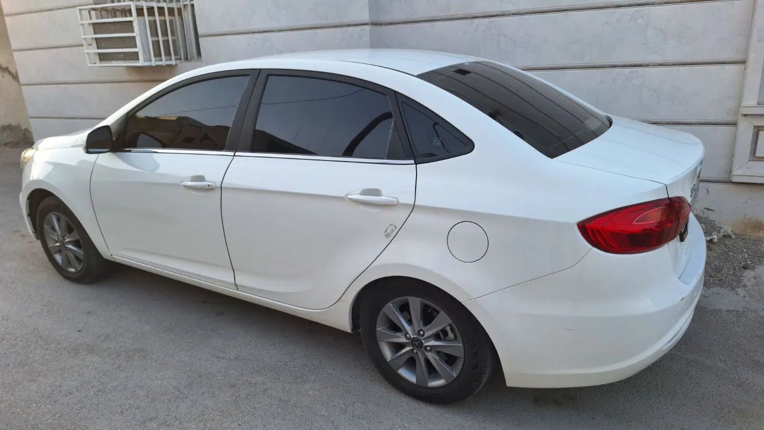 جک J4 اتوماتیک آپشنال - 1403