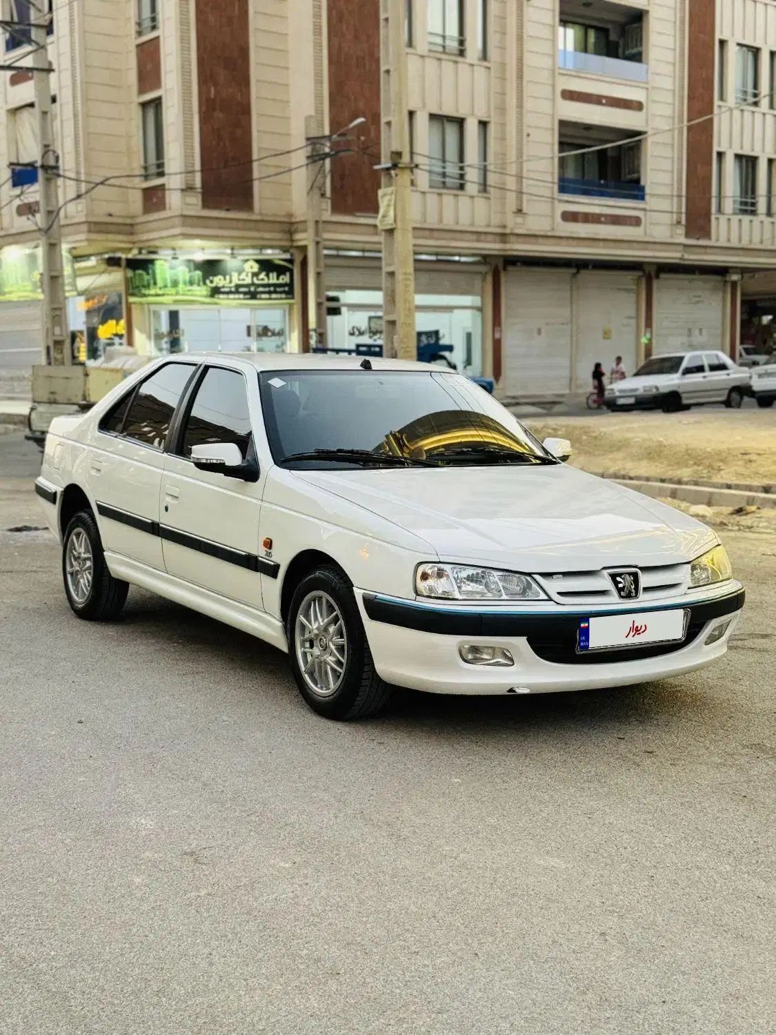 پژو پارس ELX-XUM - 1392