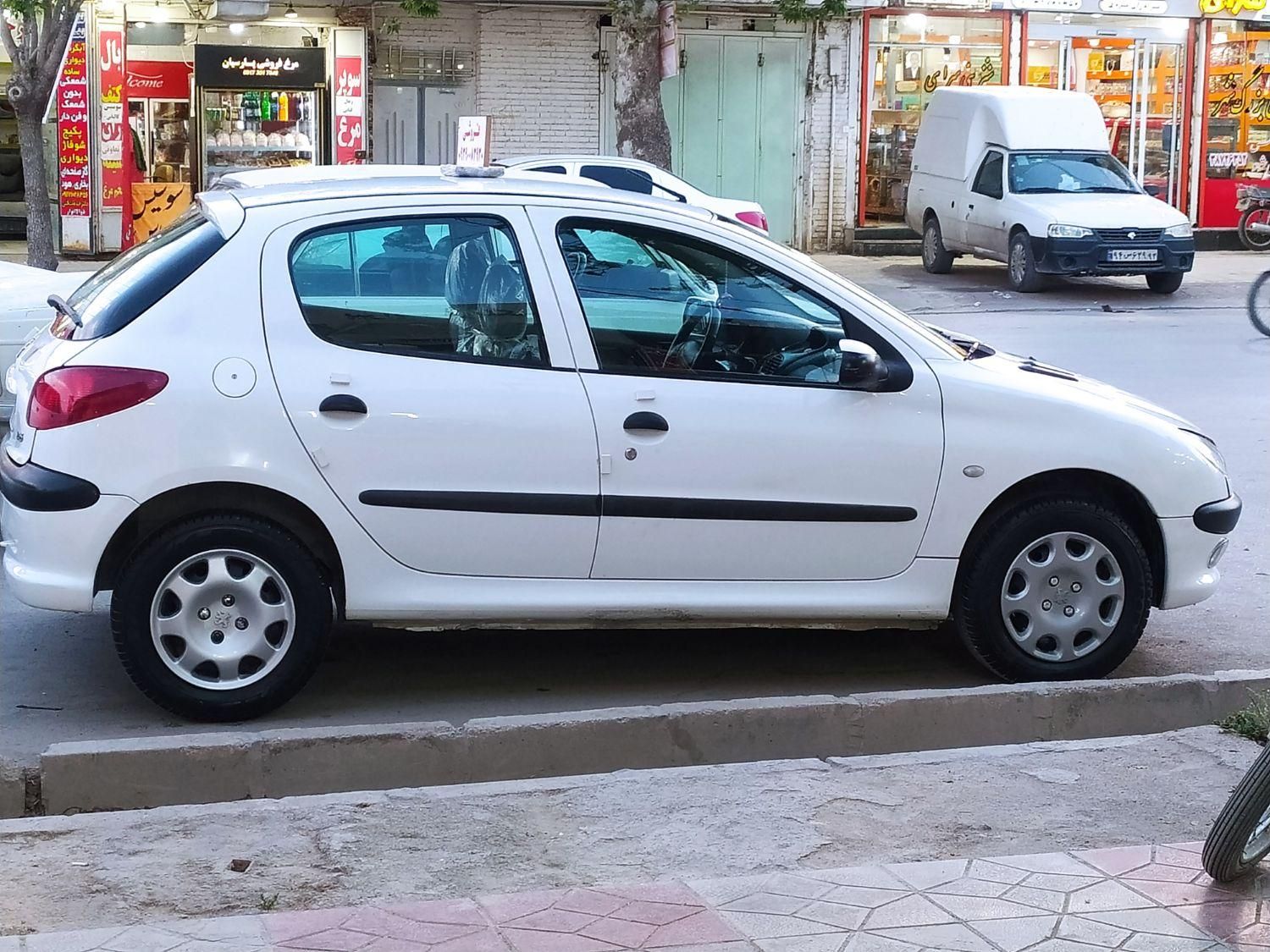 پژو 206 تیپ 3 - 1380