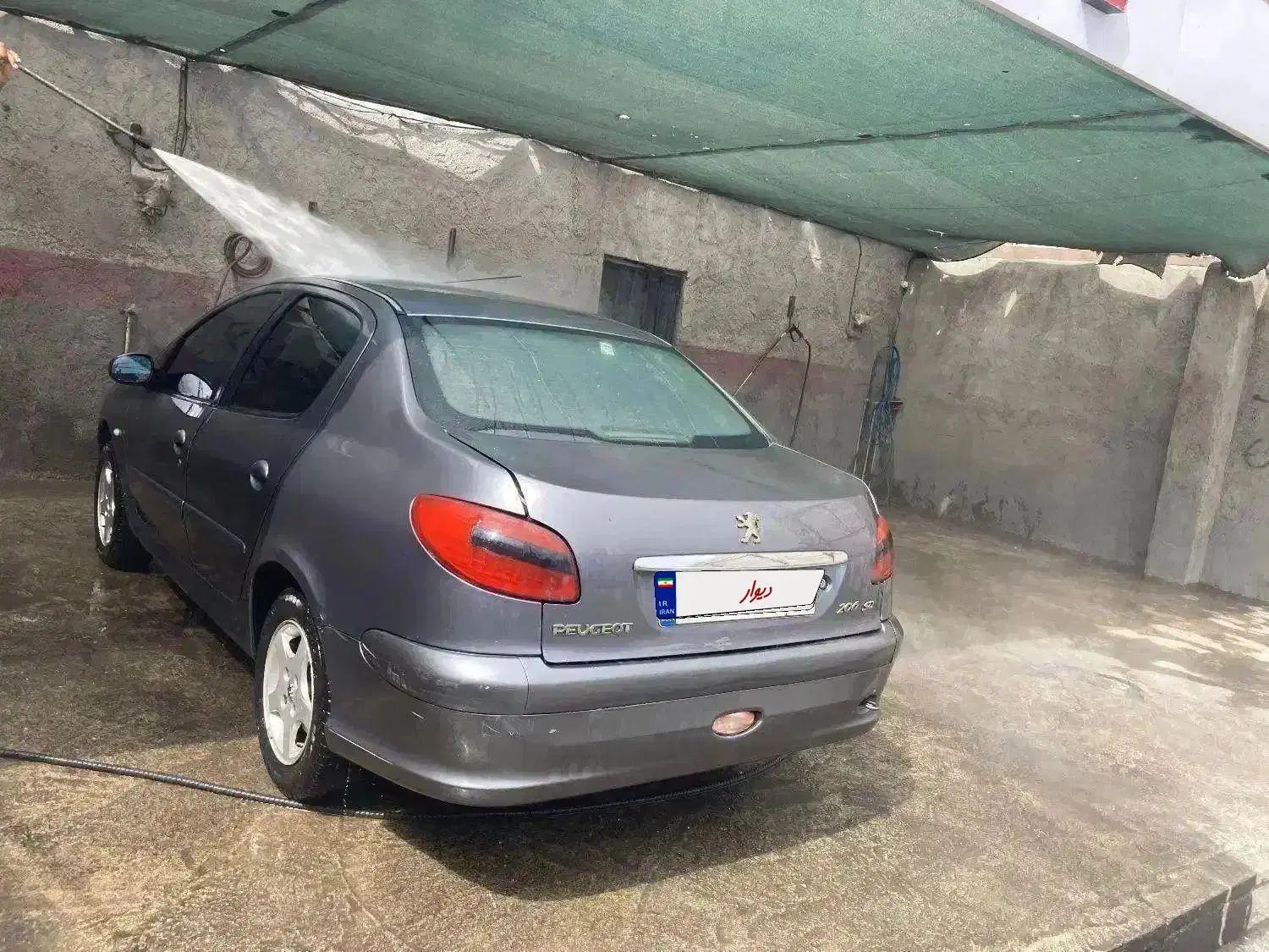 پژو ۲۰۶ صندوق دار v8 - 1390