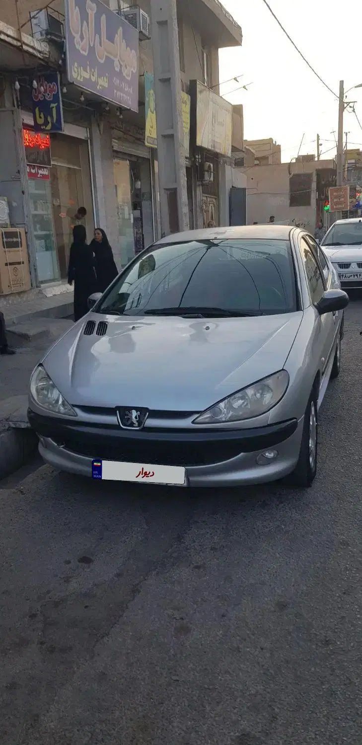 پژو ۲۰۶ صندوق دار v8 - 1386