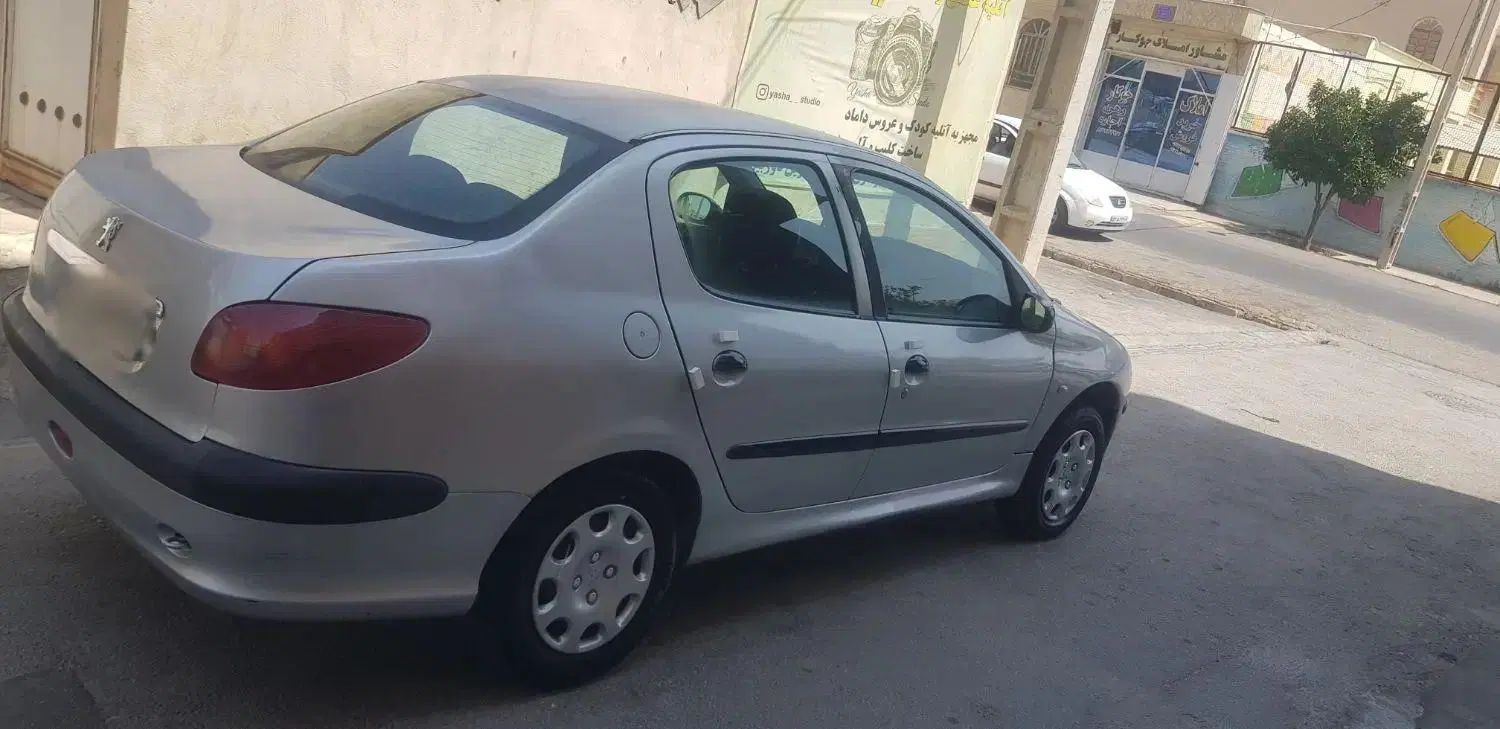 پژو ۲۰۶ صندوق دار v8 - 1386