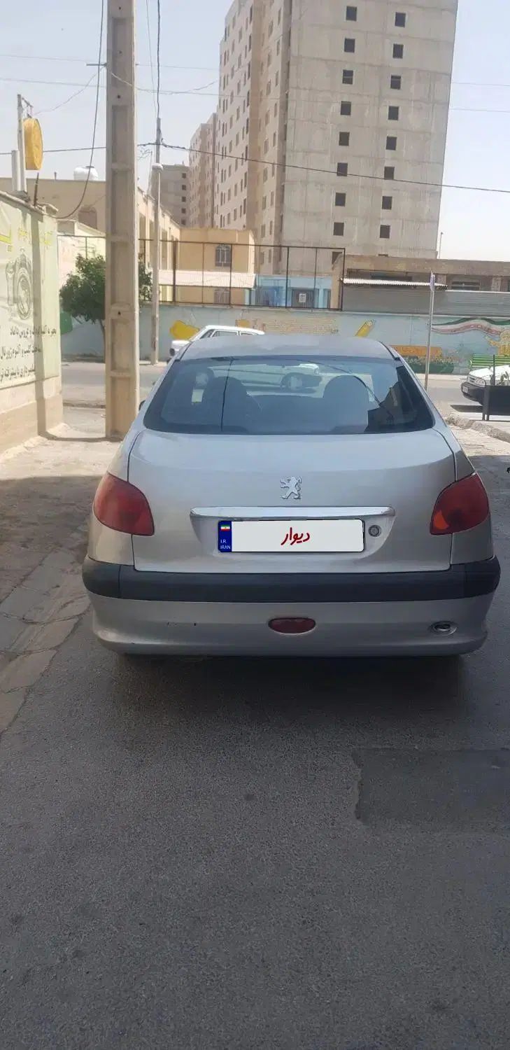 پژو ۲۰۶ صندوق دار v8 - 1386