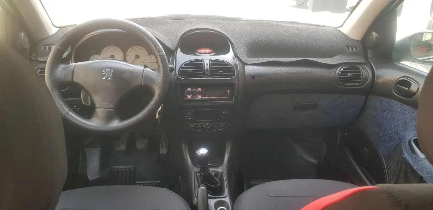 پژو ۲۰۶ صندوق دار v8 - 1386