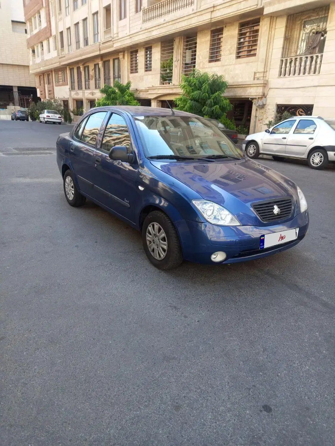 تیبا صندوق دار SX - 1393