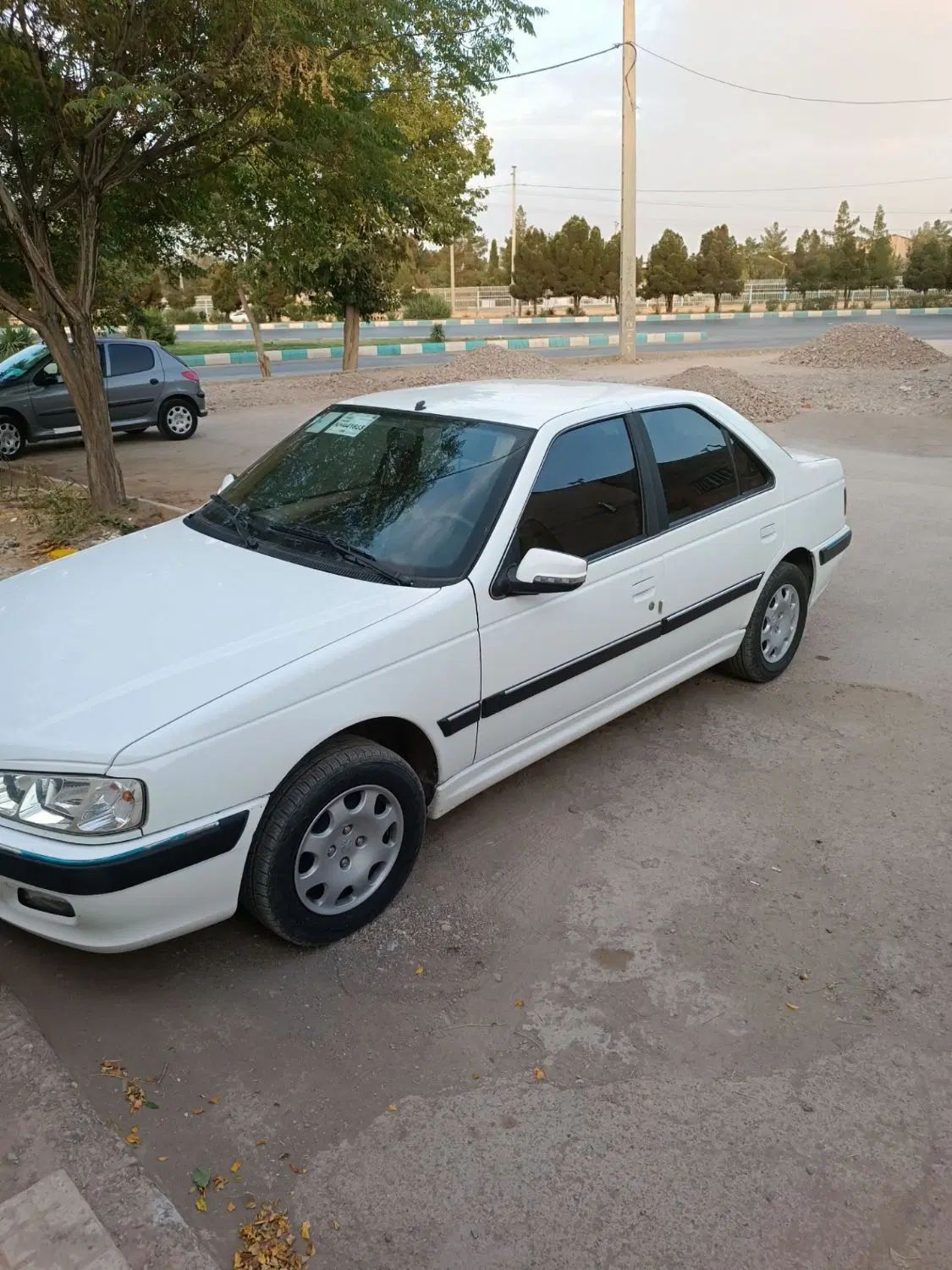 پژو پارس XU7P - 1401