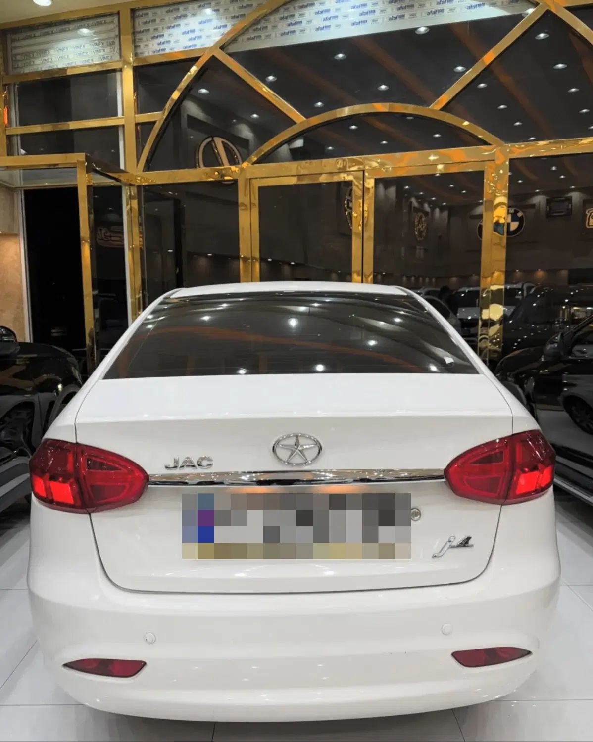 جک J4 اتوماتیک آپشنال - 1404
