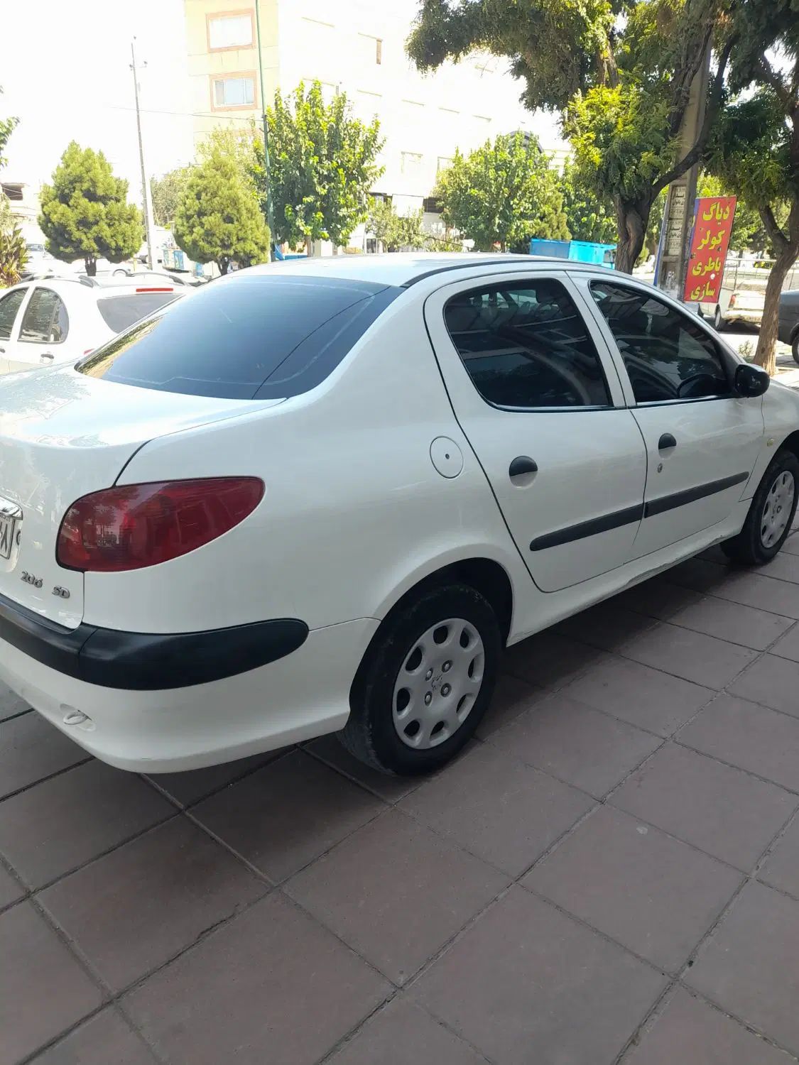 پژو ۲۰۶ صندوق دار v8 - 1399
