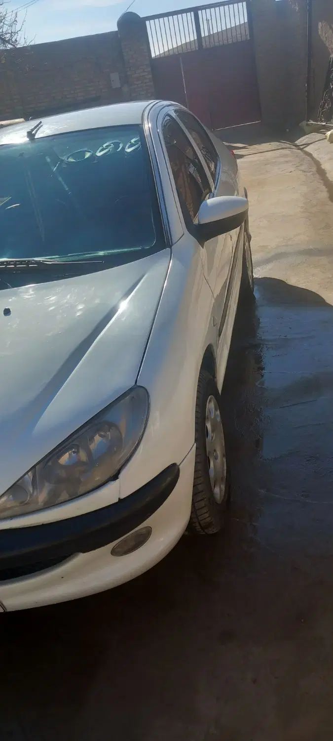 پژو ۲۰۶ صندوق دار v8 - 1389