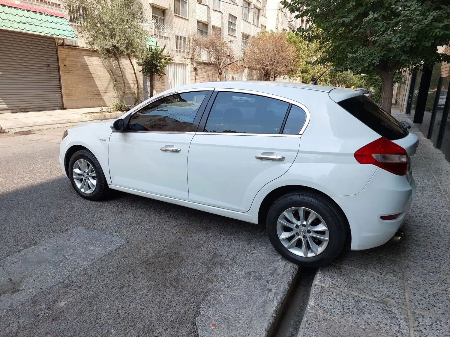 برلیانس H320 اتوماتیک 1500 - 1397
