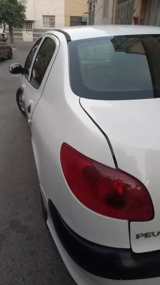 پژو ۲۰۶ صندوق دار v8 - 1398