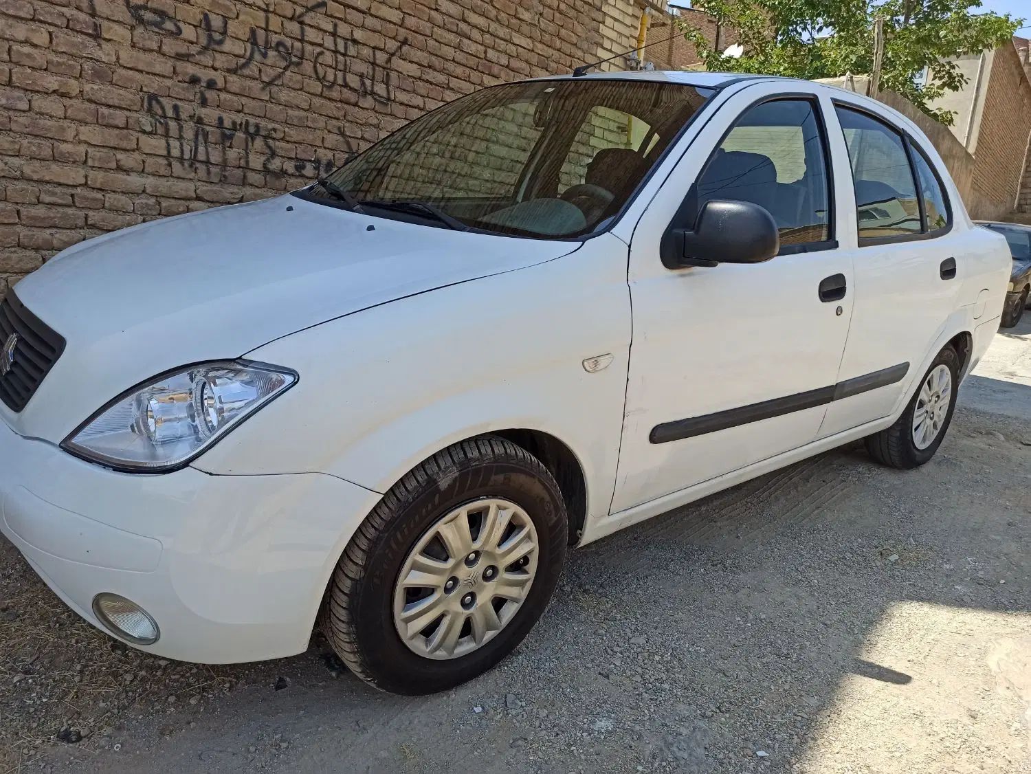 تیبا صندوق دار SX - 1393