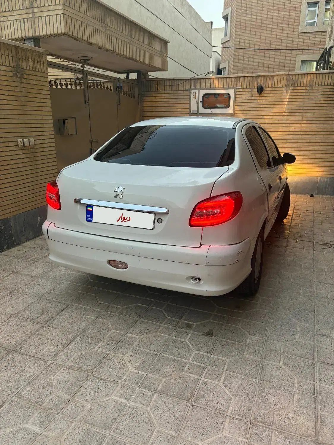 پژو ۲۰۶ صندوق دار v9 - 1389