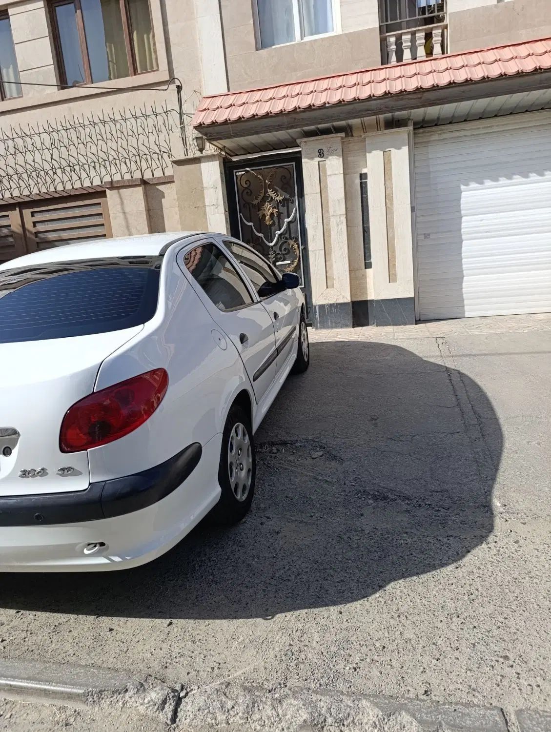 پژو ۲۰۶ صندوق دار v8 - 1396