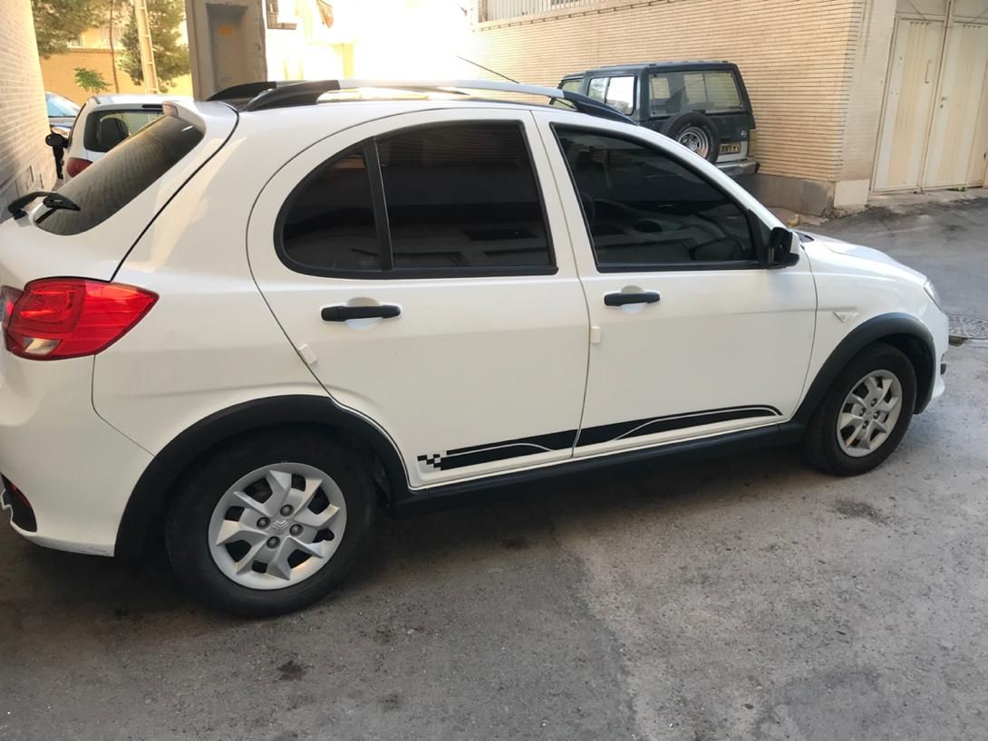 خودرو کوییک، R آگهی ann_20250520