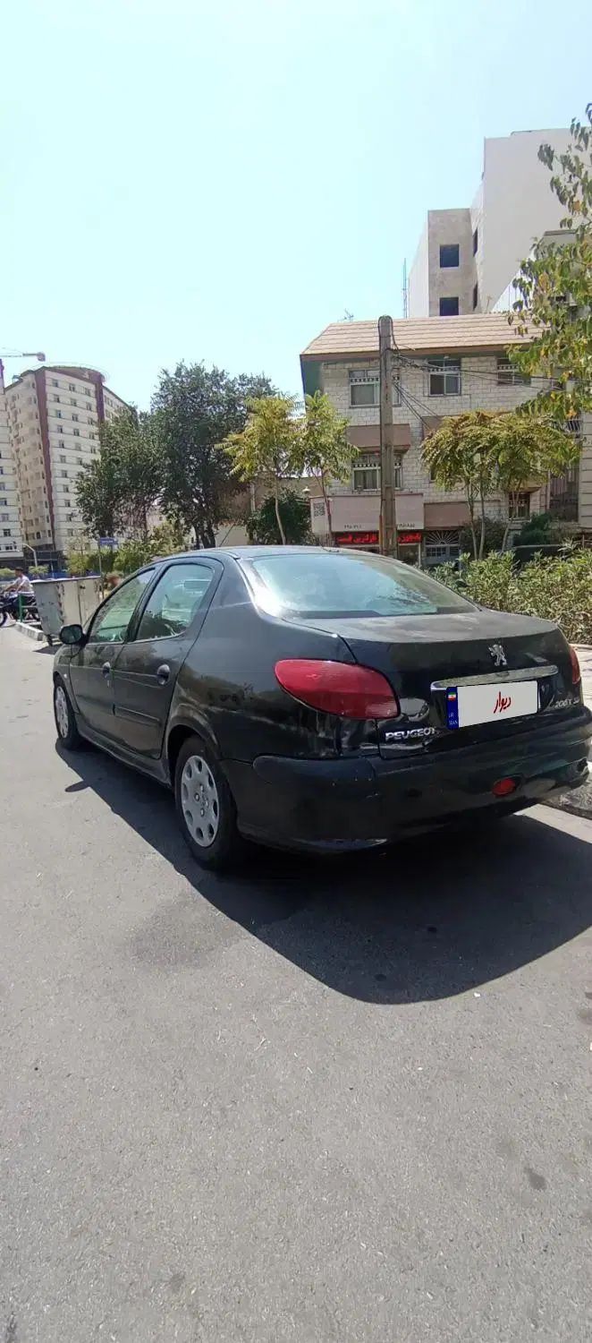 پژو ۲۰۶ صندوق دار v20 - 1386