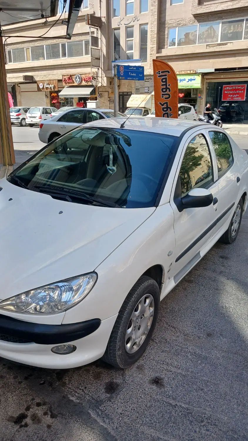 پژو ۲۰۶ صندوق دار v8 - 1391