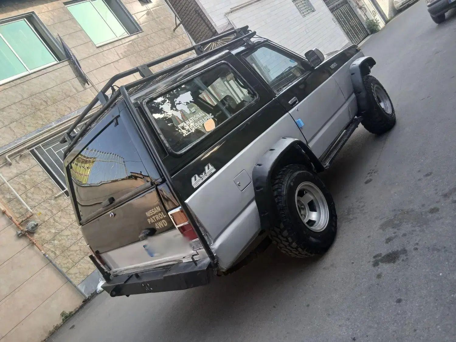 نیسان پاترول دو درب دنده‌ای - 1994