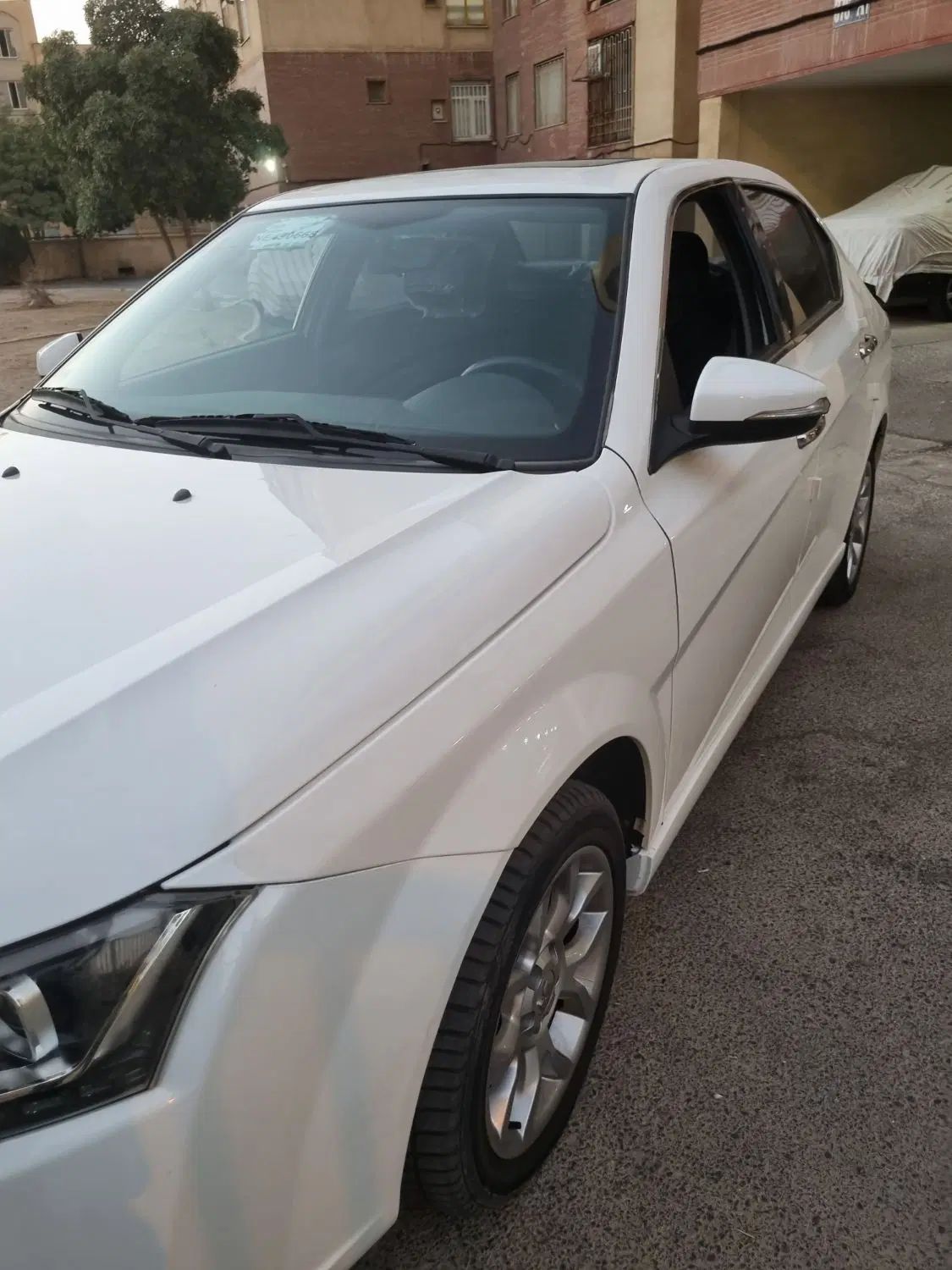 دنا پلاس توربو 6 دنده - 1401
