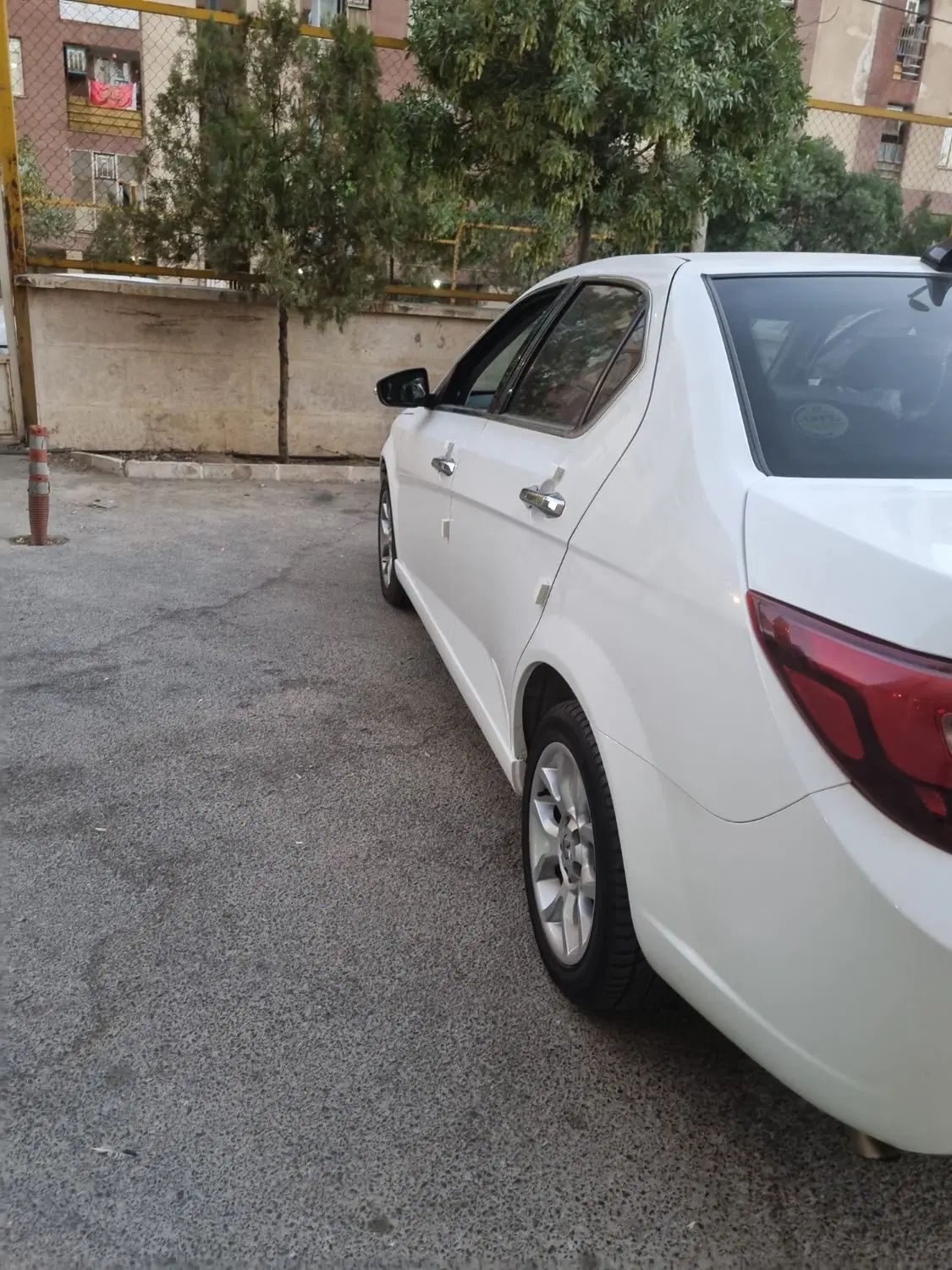 دنا پلاس توربو 6 دنده - 1401