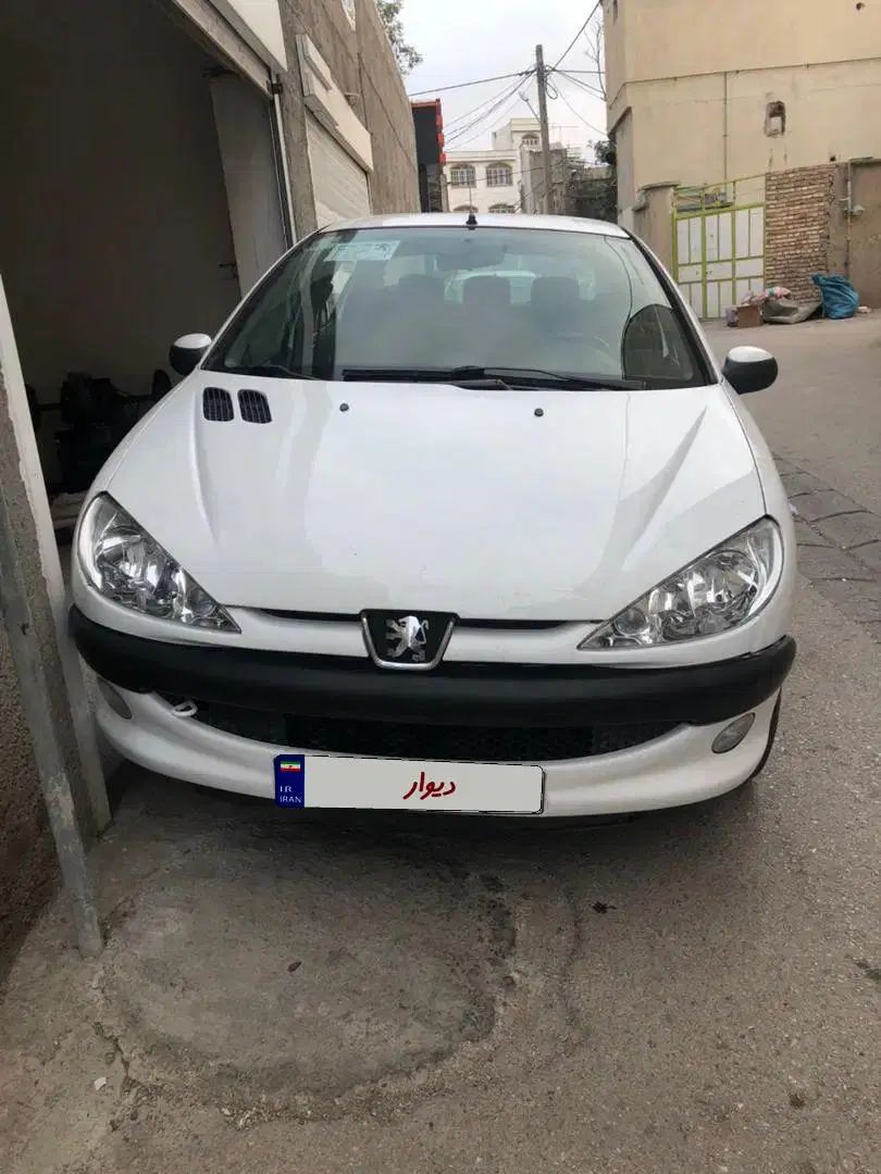پژو ۲۰۶ صندوق دار v8 - 1392