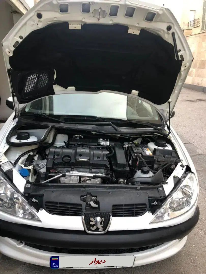 پژو ۲۰۶ صندوق دار v8 - 1392